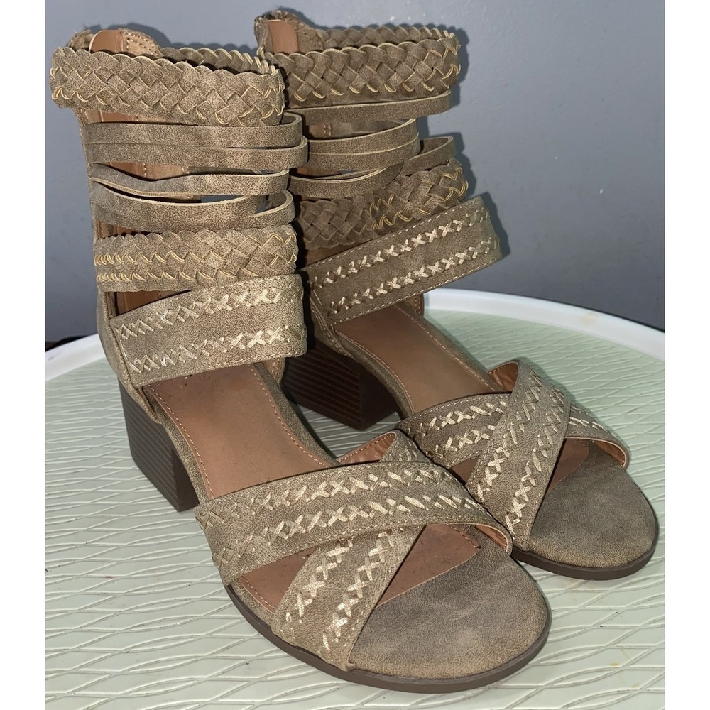Maurices Women's Erin Strappy Dressy‎ Gladiator Brown/Tan Sandals Back-Zip 7 NEW